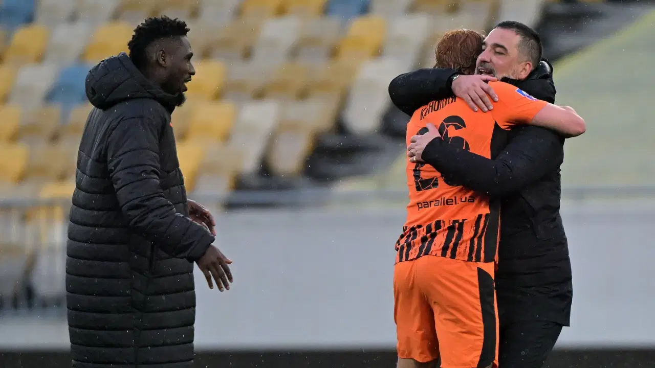 Arda Turan'ın Teknik Direktörlüğündeki Shakhtar Donetsk, Ligdeki İkinci Mağlubiyetsizliğini Sürdürüyor