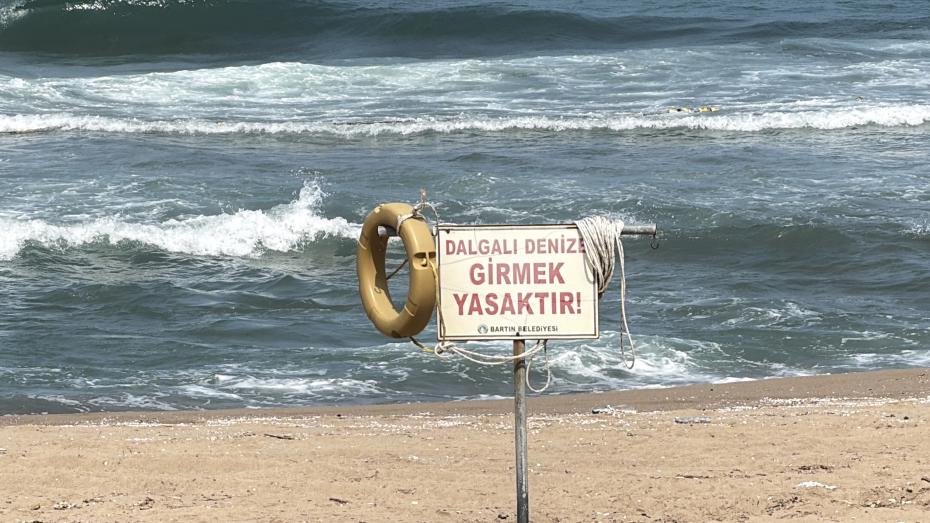 Karadeniz Bölgesinde 4 İlde Denize Girmek Yasaklandı