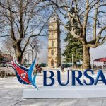 Bursa’da Lezzet Durağı: İskender Kebabının Tarihi ve En İyi Mekanlar