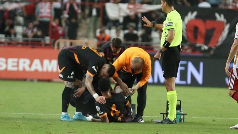 Galatasaray'da sakatlanan İsmail Jakobs'un durumu açıklandı!