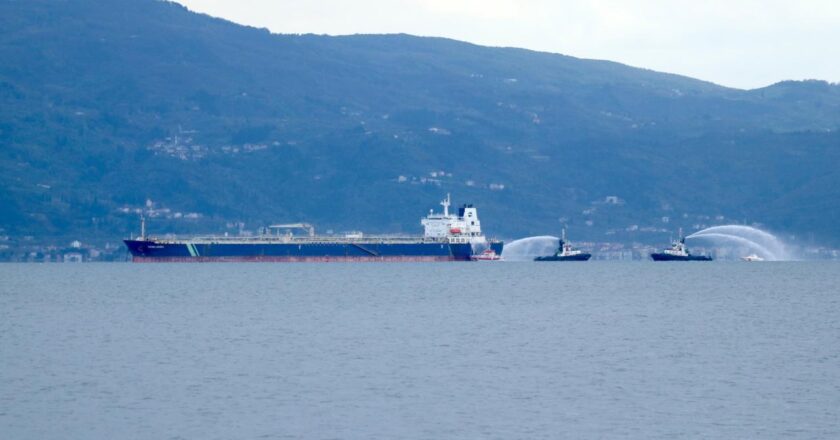 Kocaeli’nin petrol tankerinde yangın – son dakika haberleri
