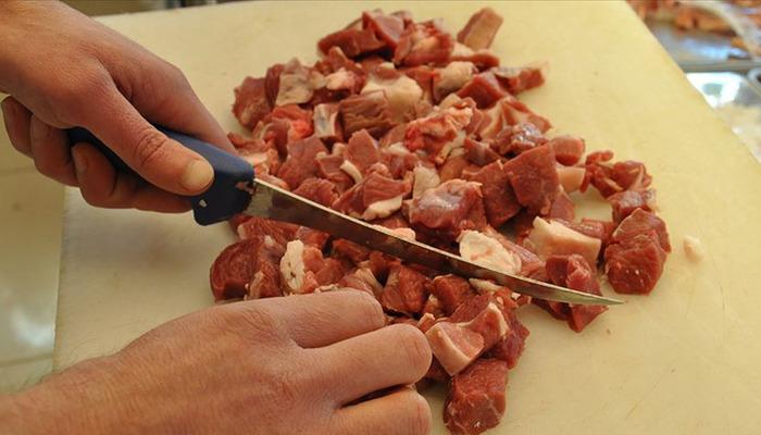 Ziyafet Eti bir tehlike değil! İyi pişmiş et ciddi bir mide ve bağırsak problemi yaratır! Dondurucuda et parçaları ne kadar durmalıdır?