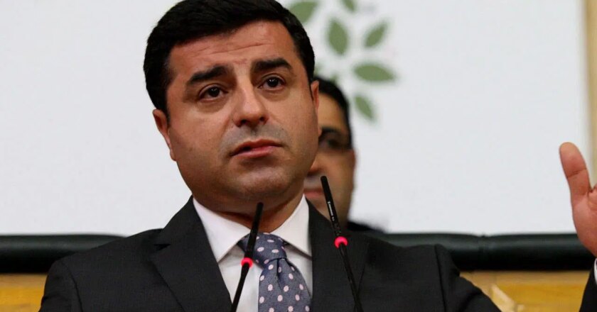 Son Dakika… DEM Partisi Selahattin Demirtaş'ı Ziyaret Etti: Demirtaş'ın İmralı Çağrısı – Son Dakika Türkiye Haberleri