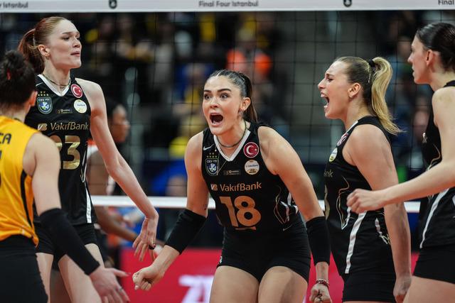 CEV Şampiyonlar Ligi şampiyonu VakıfBank oldu