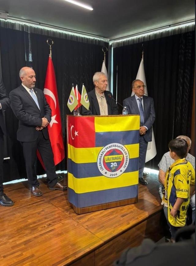 Aziz Yıldırım’a Lüleburgaz’da meşaleli karşılama