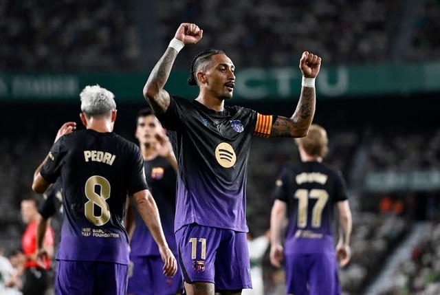 Barcelona, LaLiga’da Elche deplasmanında farklı kazandı